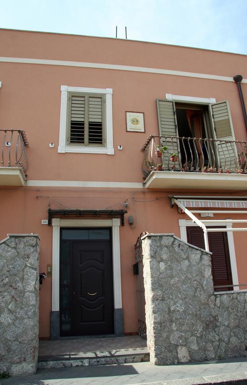 B&B Baia Delle Sirene Giardini Naxos Ngoại thất bức ảnh